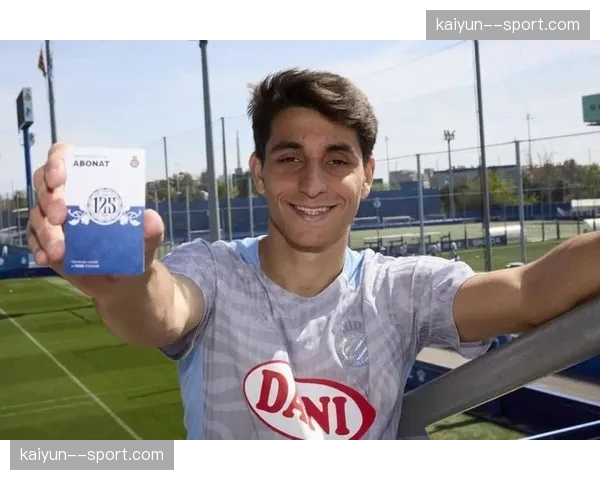 波尔罗扎诺半场零射门 西班牙人轮换中场贡献度不足